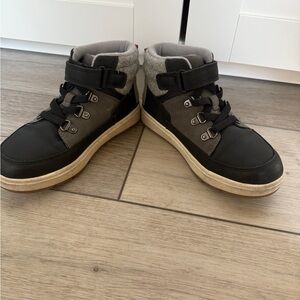 Cat and jack boy boots. New without tags